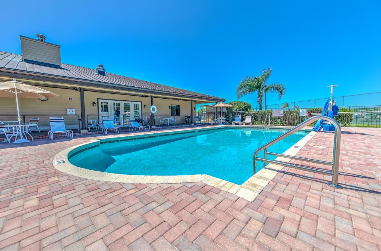 Majestic Oaks Rv Resort Zephyrhills Kültér fotó